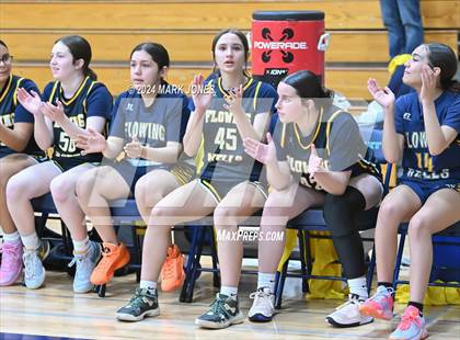 Thumbnail 2 in Deer Valley vs. Flowing Wells (AIA 4A Round 1 Playoff) photogallery.