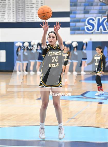 Thumbnail 1 in Deer Valley vs. Flowing Wells (AIA 4A Round 1 Playoff) photogallery.