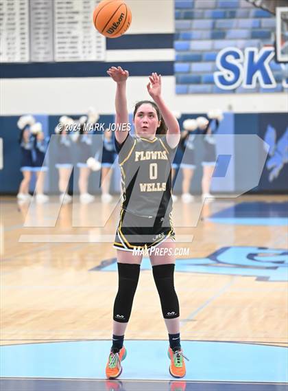 Thumbnail 1 in Deer Valley vs. Flowing Wells (AIA 4A Round 1 Playoff) photogallery.
