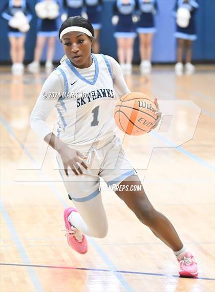 Thumbnail 3 in Deer Valley vs. Flowing Wells (AIA 4A Round 1 Playoff) photogallery.