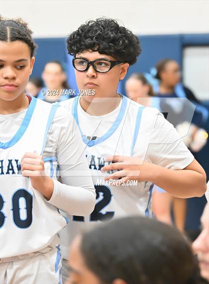 Thumbnail 2 in Deer Valley vs. Flowing Wells (AIA 4A Round 1 Playoff) photogallery.
