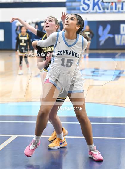 Thumbnail 2 in Deer Valley vs. Flowing Wells (AIA 4A Round 1 Playoff) photogallery.