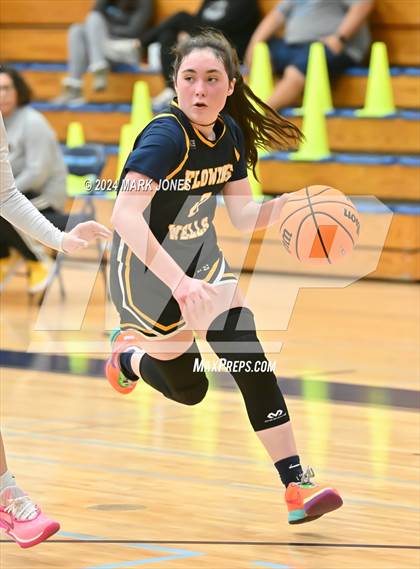 Thumbnail 3 in Deer Valley vs. Flowing Wells (AIA 4A Round 1 Playoff) photogallery.