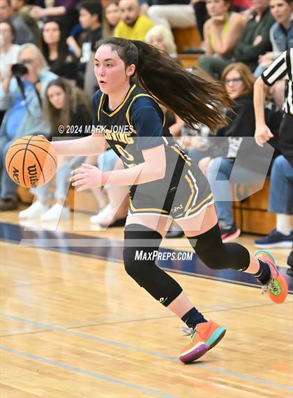 Thumbnail 3 in Deer Valley vs. Flowing Wells (AIA 4A Round 1 Playoff) photogallery.