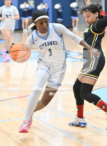 Thumbnail 2 in Deer Valley vs. Flowing Wells (AIA 4A Round 1 Playoff) photogallery.