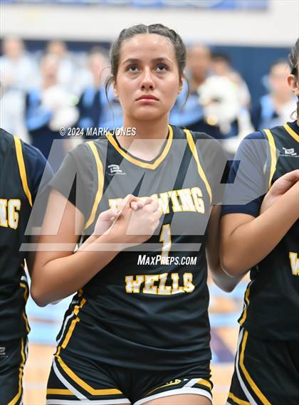 Thumbnail 2 in Deer Valley vs. Flowing Wells (AIA 4A Round 1 Playoff) photogallery.