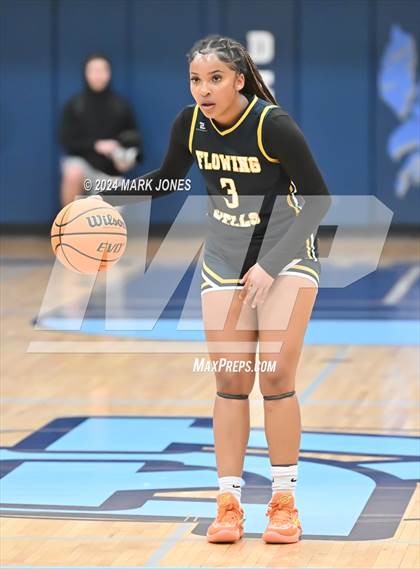 Thumbnail 1 in Deer Valley vs. Flowing Wells (AIA 4A Round 1 Playoff) photogallery.