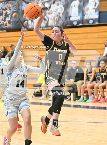 Thumbnail 1 in Deer Valley vs. Flowing Wells (AIA 4A Round 1 Playoff) photogallery.