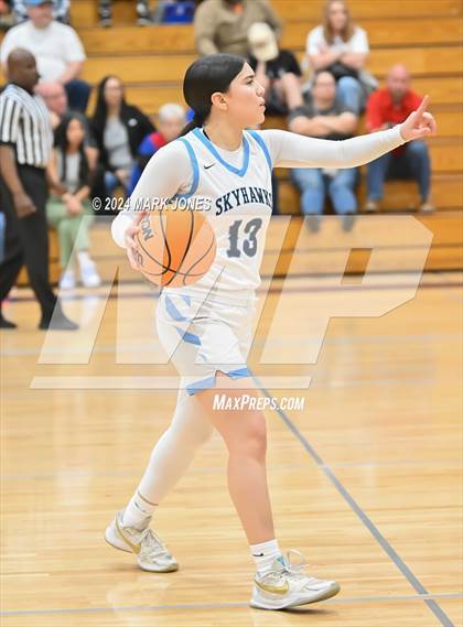 Thumbnail 3 in Deer Valley vs. Flowing Wells (AIA 4A Round 1 Playoff) photogallery.