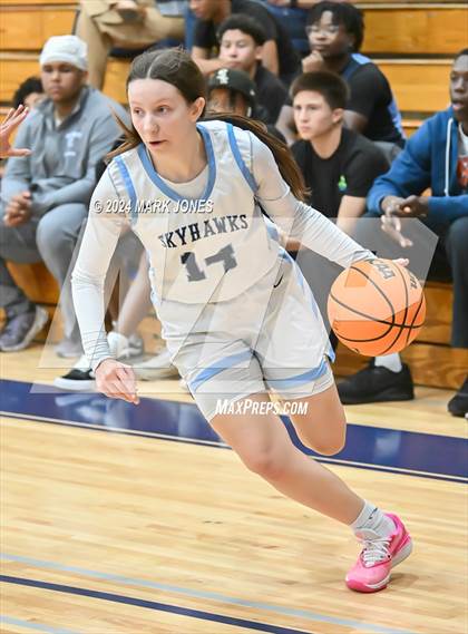 Thumbnail 3 in Deer Valley vs. Flowing Wells (AIA 4A Round 1 Playoff) photogallery.