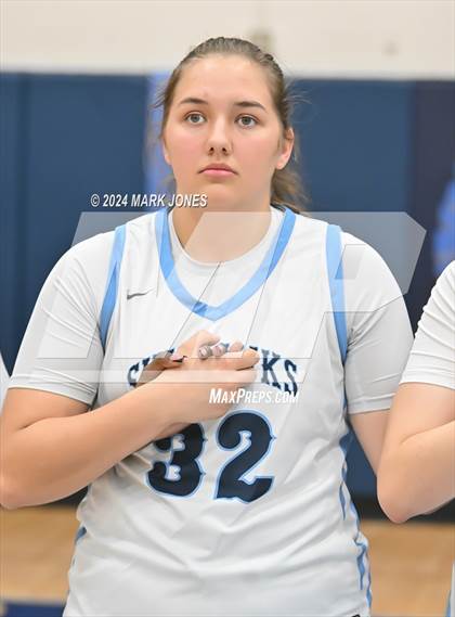 Thumbnail 3 in Deer Valley vs. Flowing Wells (AIA 4A Round 1 Playoff) photogallery.