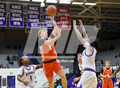 Thumbnail 1 in Hamilton Heights @ Muncie Central (Fieldhouse Classic) photogallery.