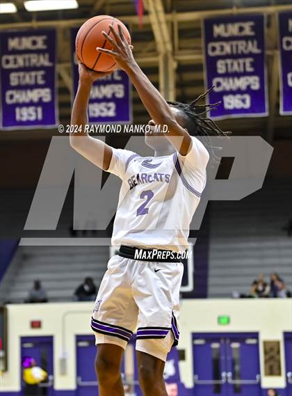 Thumbnail 2 in Hamilton Heights @ Muncie Central (Fieldhouse Classic) photogallery.