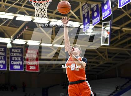 Thumbnail 2 in Hamilton Heights @ Muncie Central (Fieldhouse Classic) photogallery.