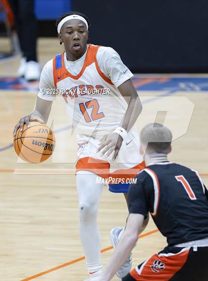 Thumbnail 2 in Edwardsville vs East St. Louis photogallery.