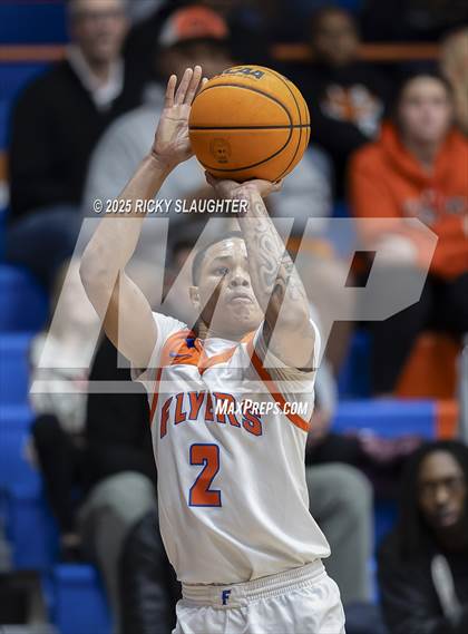 Thumbnail 2 in Edwardsville vs East St. Louis photogallery.