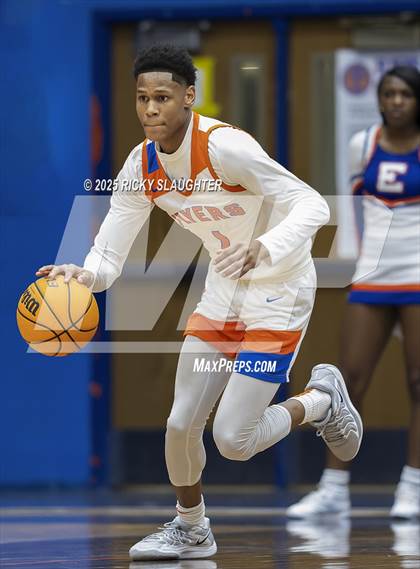 Thumbnail 1 in Edwardsville vs East St. Louis photogallery.