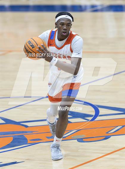 Thumbnail 3 in Edwardsville vs East St. Louis photogallery.