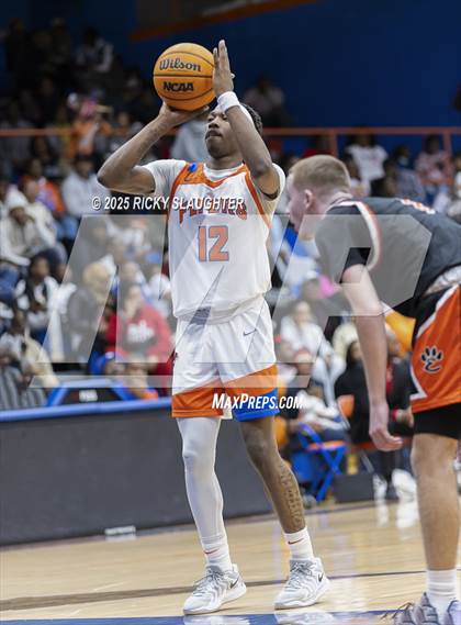 Thumbnail 2 in Edwardsville vs East St. Louis photogallery.
