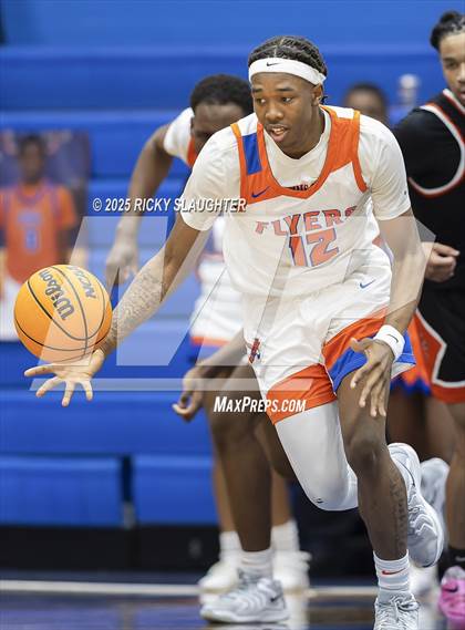 Thumbnail 3 in Edwardsville vs East St. Louis photogallery.