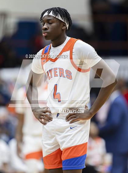 Thumbnail 3 in Edwardsville vs East St. Louis photogallery.