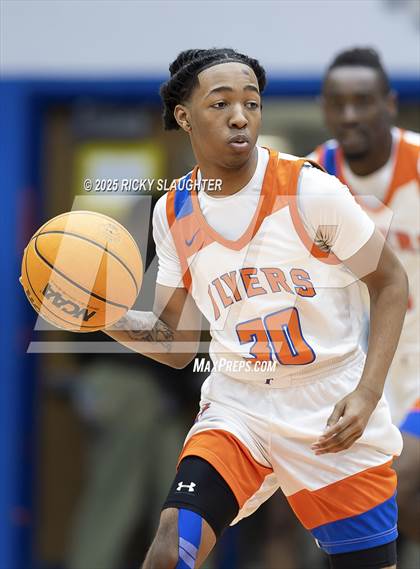 Thumbnail 3 in Edwardsville vs East St. Louis photogallery.