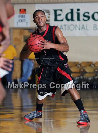 Thumbnail 1 in Salesian vs. Montverde Academy (City of Palms Classic) photogallery.