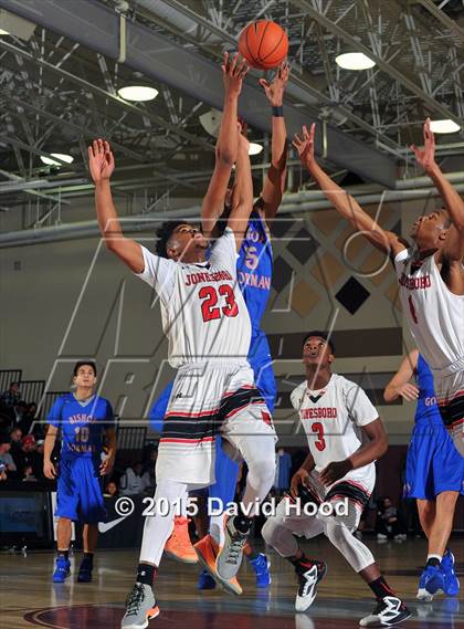 Thumbnail 3 in Jonesboro vs. Bishop Gorman (MaxPreps Holiday Classic) photogallery.