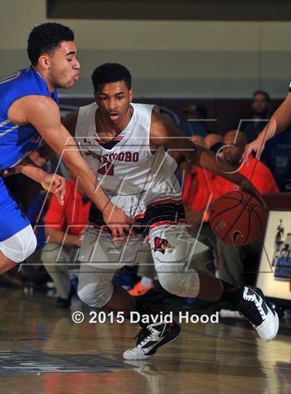 Thumbnail 3 in Jonesboro vs. Bishop Gorman (MaxPreps Holiday Classic) photogallery.