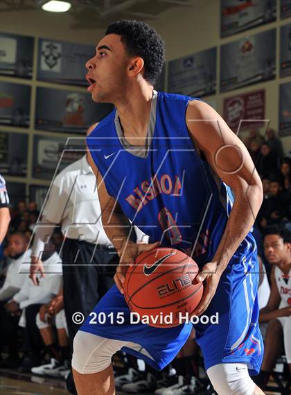 Thumbnail 3 in Jonesboro vs. Bishop Gorman (MaxPreps Holiday Classic) photogallery.