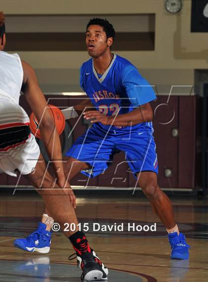 Thumbnail 1 in Jonesboro vs. Bishop Gorman (MaxPreps Holiday Classic) photogallery.