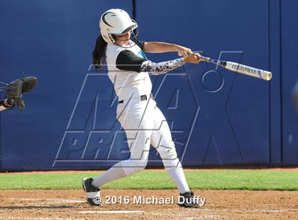 Thumbnail 1 in Orange Cove vs. Parlier (CIF Central Section Division VI Final) photogallery.