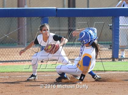 Thumbnail 3 in Orange Cove vs. Parlier (CIF Central Section Division VI Final) photogallery.