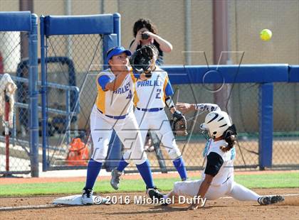 Thumbnail 2 in Orange Cove vs. Parlier (CIF Central Section Division VI Final) photogallery.
