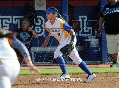 Thumbnail 3 in Orange Cove vs. Parlier (CIF Central Section Division VI Final) photogallery.