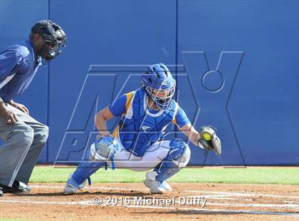 Thumbnail 1 in Orange Cove vs. Parlier (CIF Central Section Division VI Final) photogallery.