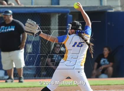Thumbnail 2 in Orange Cove vs. Parlier (CIF Central Section Division VI Final) photogallery.
