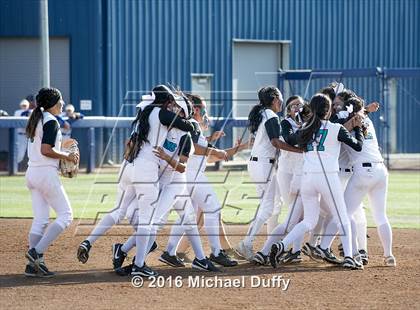 Thumbnail 3 in Orange Cove vs. Parlier (CIF Central Section Division VI Final) photogallery.