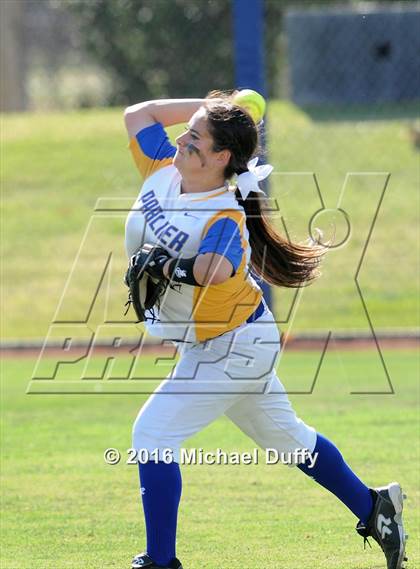 Thumbnail 2 in Orange Cove vs. Parlier (CIF Central Section Division VI Final) photogallery.