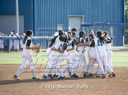 Thumbnail 1 in Orange Cove vs. Parlier (CIF Central Section Division VI Final) photogallery.