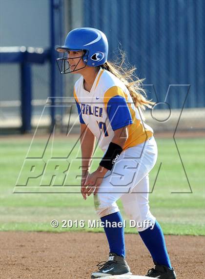 Thumbnail 2 in Orange Cove vs. Parlier (CIF Central Section Division VI Final) photogallery.