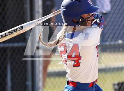 Thumbnail 2 in Keene vs Winnacunnet (NHIAA Division I Round 1) photogallery.