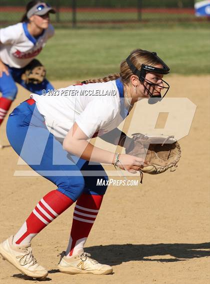 Thumbnail 1 in Keene vs Winnacunnet (NHIAA Division I Round 1) photogallery.