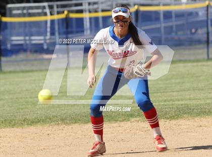 Thumbnail 3 in Keene vs Winnacunnet (NHIAA Division I Round 1) photogallery.