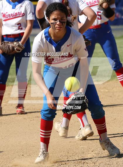 Thumbnail 1 in Keene vs Winnacunnet (NHIAA Division I Round 1) photogallery.