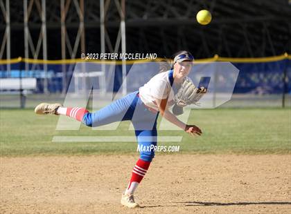 Thumbnail 3 in Keene vs Winnacunnet (NHIAA Division I Round 1) photogallery.