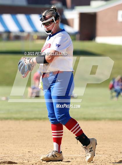 Thumbnail 1 in Keene vs Winnacunnet (NHIAA Division I Round 1) photogallery.