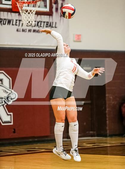 Thumbnail 2 in Sachse @ Rockwall (UIL Volleyball 6A Bi-District Playoff) photogallery.