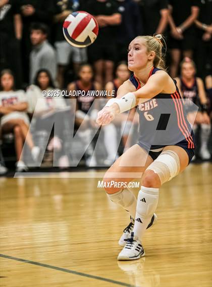 Thumbnail 3 in Sachse @ Rockwall (UIL Volleyball 6A Bi-District Playoff) photogallery.