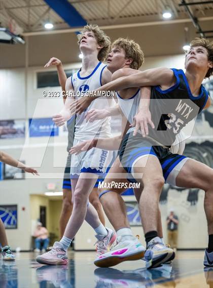 Thumbnail 3 in Whitney @ Lampasas photogallery.